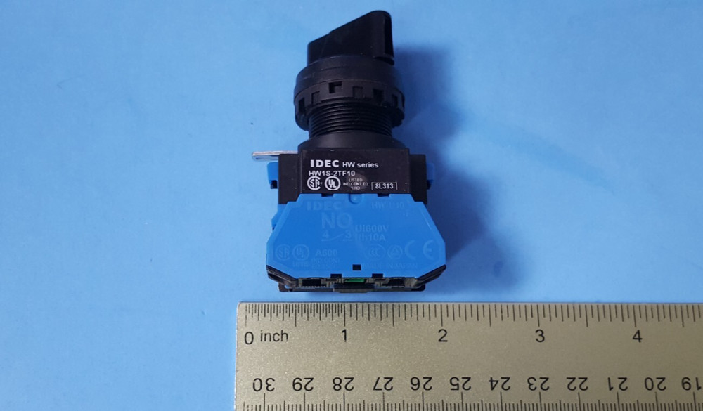 ONE- Selector Switch, HW1S-2TF10, IDEC, Normally open