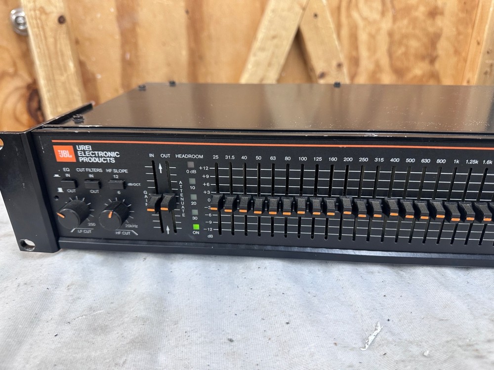 JBL UREI 5547A Mono 30 Band Graphic Equalizer EQ - READ