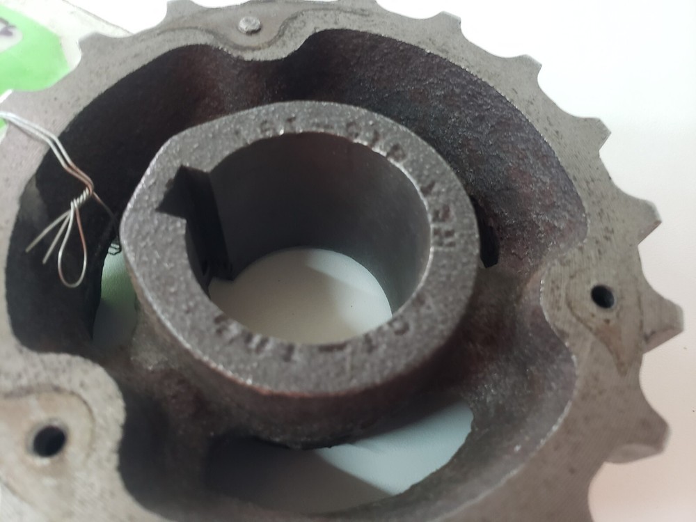 REX 815-19T Sprocket 401-154