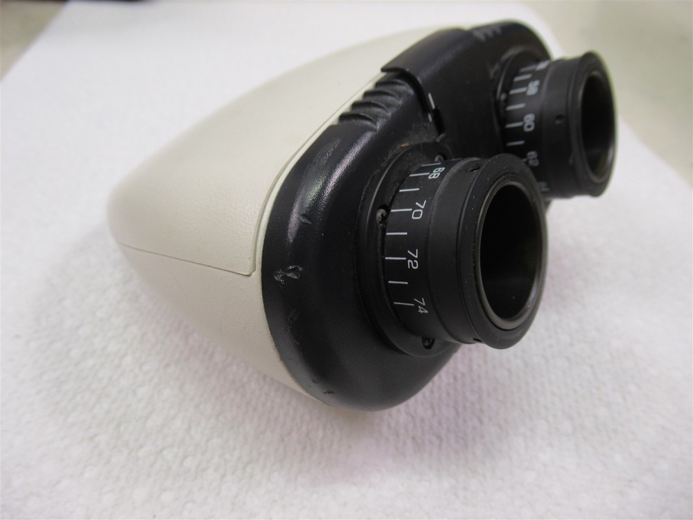 Leica CME Microscope Binocular Head with No Eyepieces