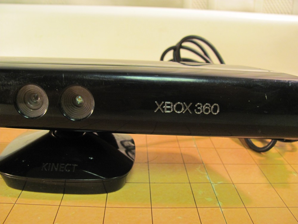 Microsoft 1414 Xbox 360 Kinect Sensor Bar Only - Black
