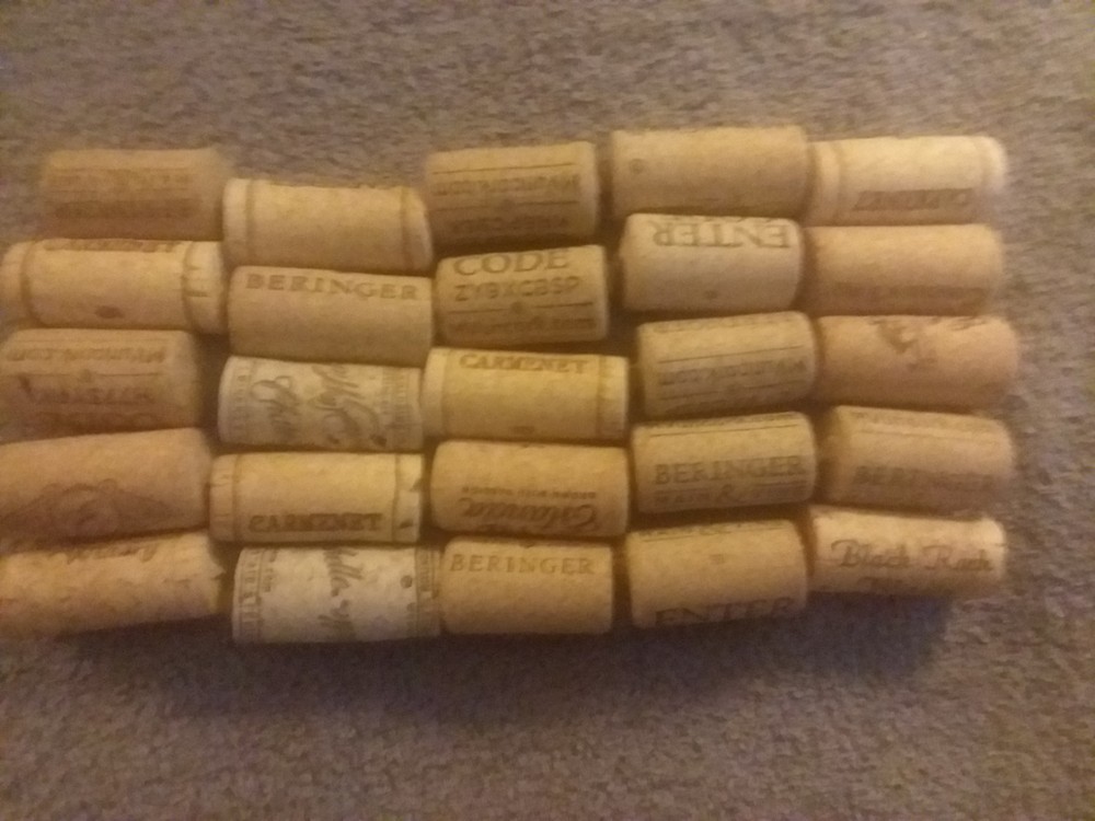 25  Real Used Wine bottle CORKS