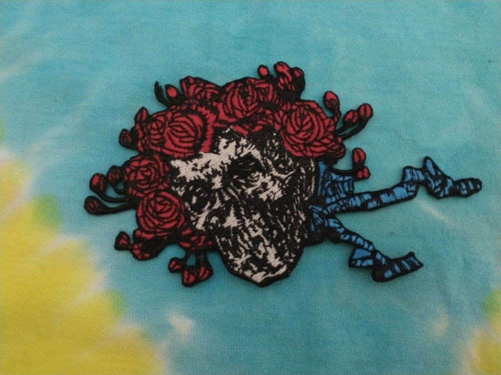 Grateful Dead Bertha Skull & Roses 5 Inch Iron On Patch