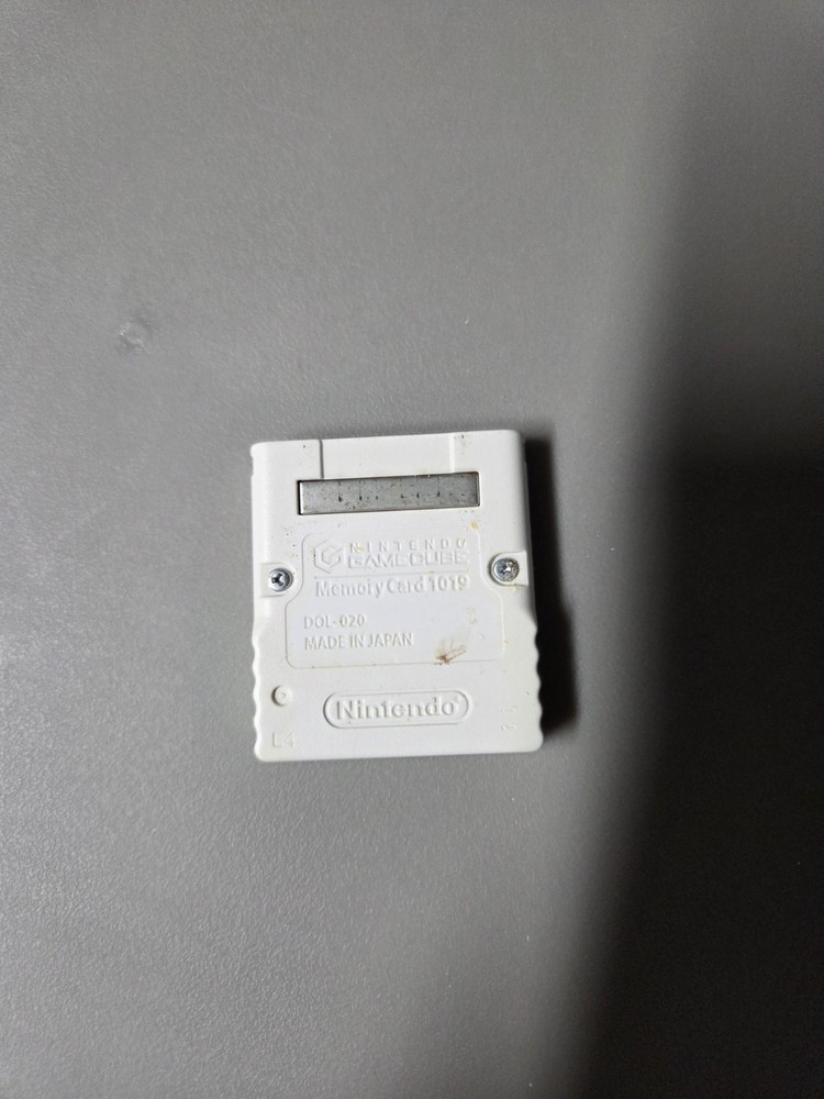 Official Nintendo Gamecube 1019 Memory Card DOL-020