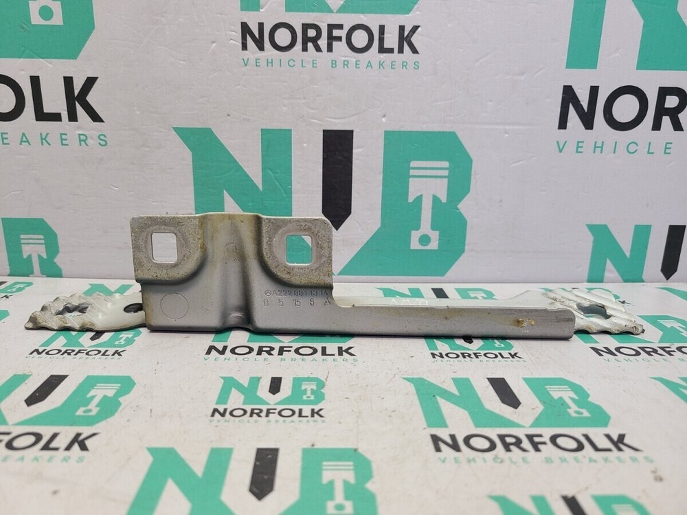 Mercedes S Class V222 Front Wing Bracket LEFT A2228811314