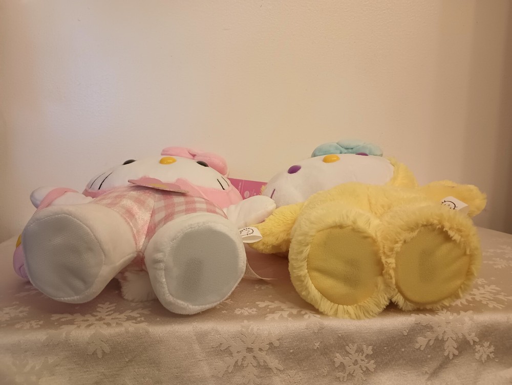 Hello Kitty Easter Animated Musical Side Stepper Greeter Set Of 2