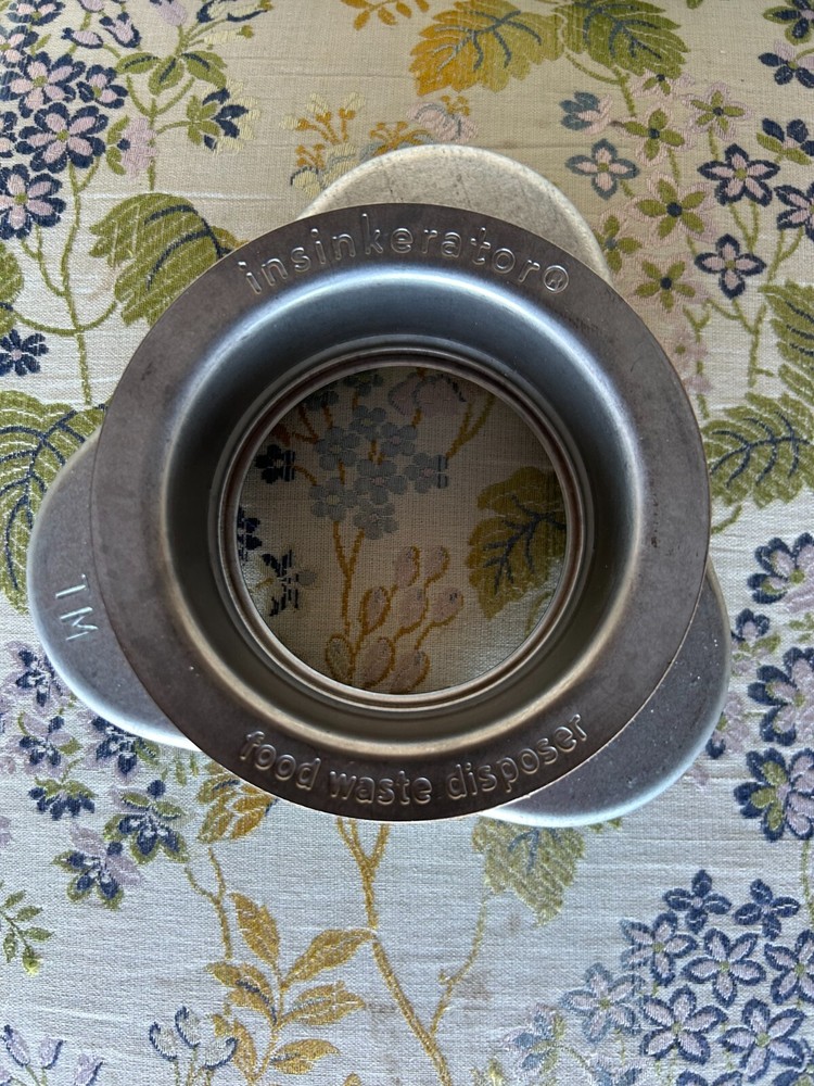 Insinkerator Food Garbage￼ Head Metallic Garbage Disposal