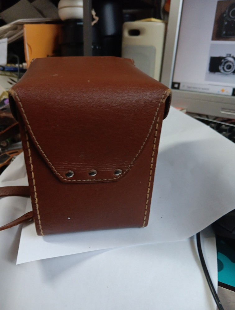Spartus Full-Vue Camera Plus Carrying Case