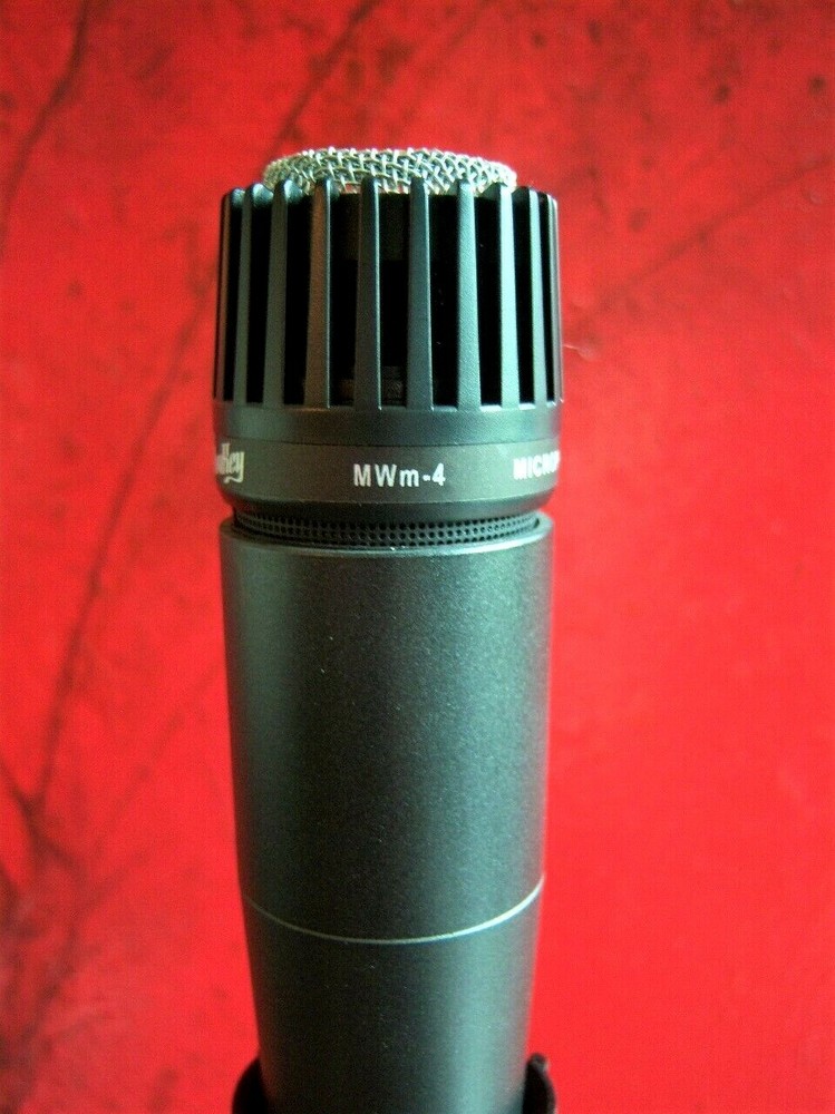 Moukey MWm-4 dynamic cardioid microphone w extras