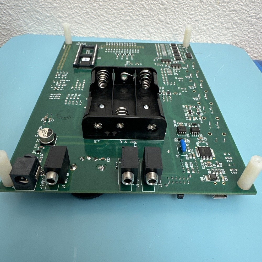 Sensory RSC-4x Advanced Voice Recognition and Speech Synthesis Module board