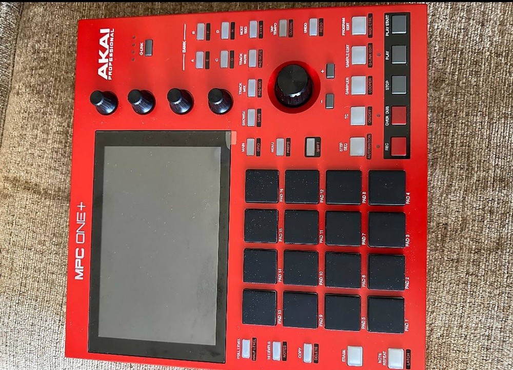 MPC One Plus Standalone Sampler (Limited Edition)