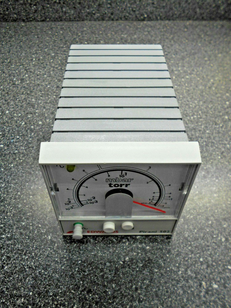 EDWARDS D39512000 PIRANI 502 VACUUM GAUGE CONTROLLER UNIT