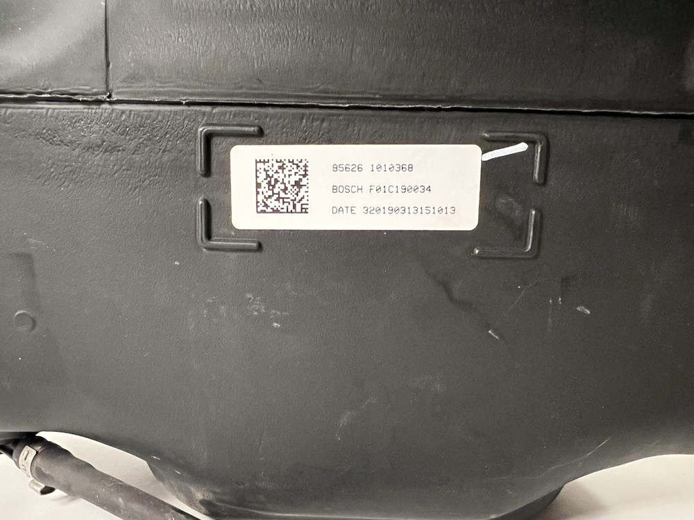 E70 DEF Tank Front Right x5 35d M57 2009-2013