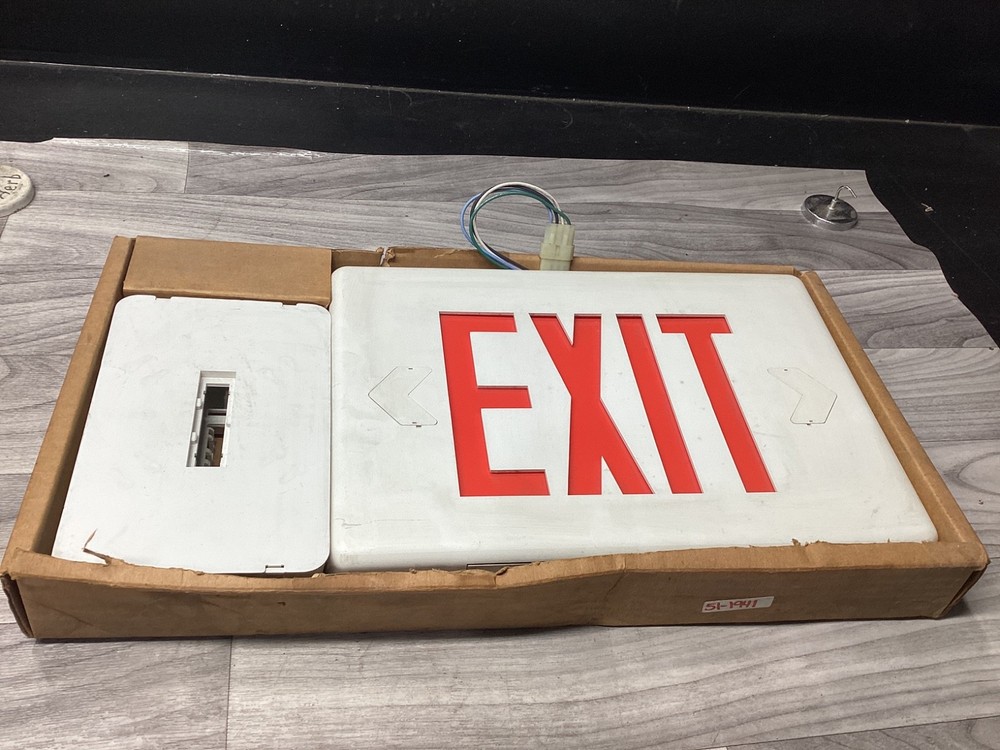 CHLORIDE SYSTEMS RED EXIT SIGN #125B91PR2