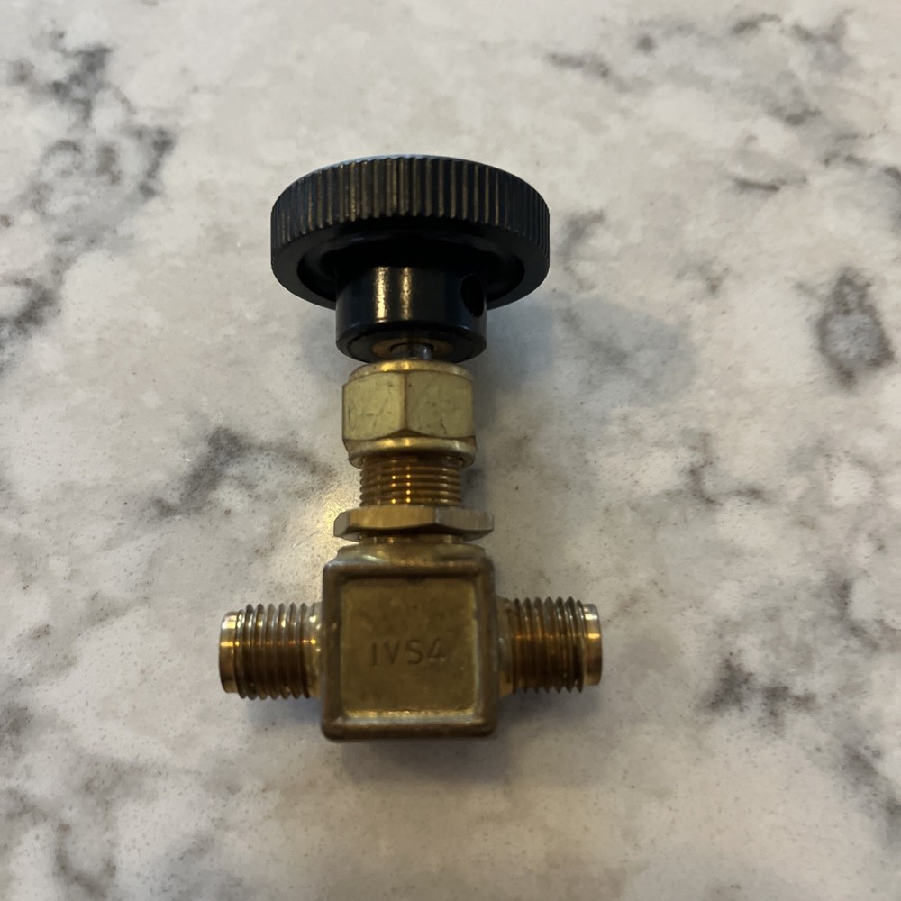 1/4” Whitey Brass Needle Valve IVS4