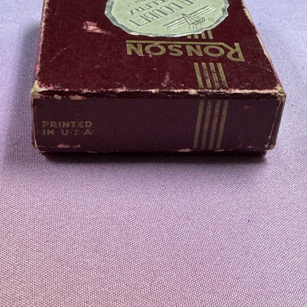 VINTAGE RONSON Standard SILVER Tone LIGHTER With Box And Soft Protector