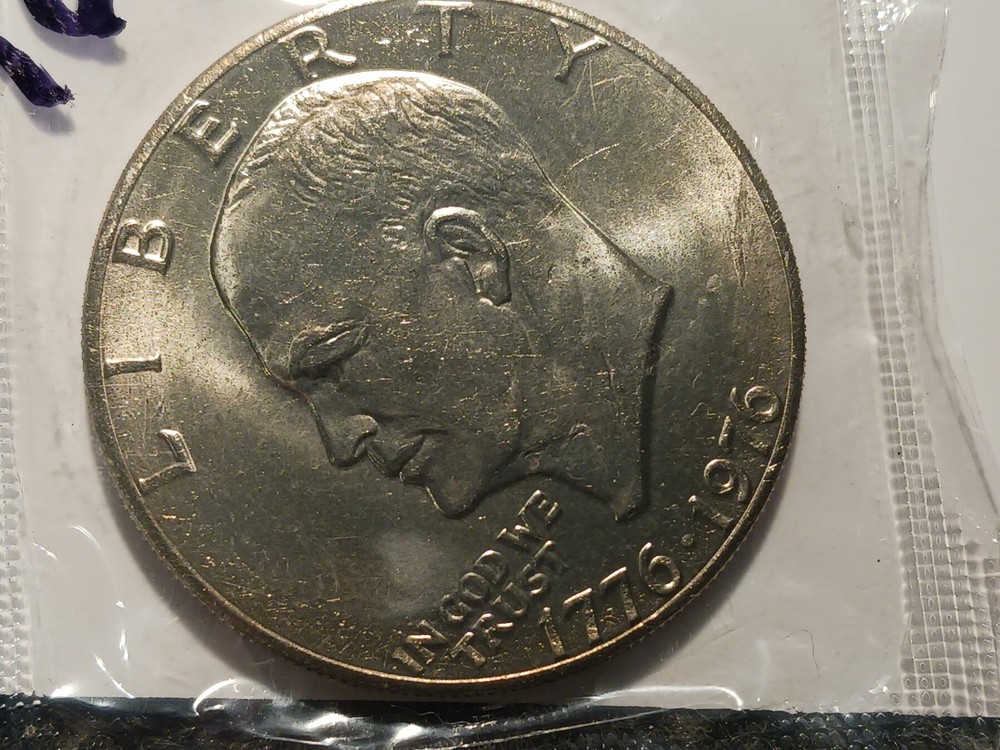 1976  Eisenhower Dollar Ike  Mint Set in Mint Cello