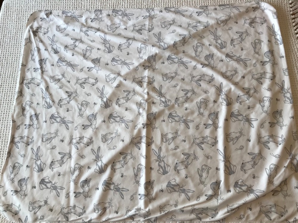 Matalan unisex blanket white with rabbits