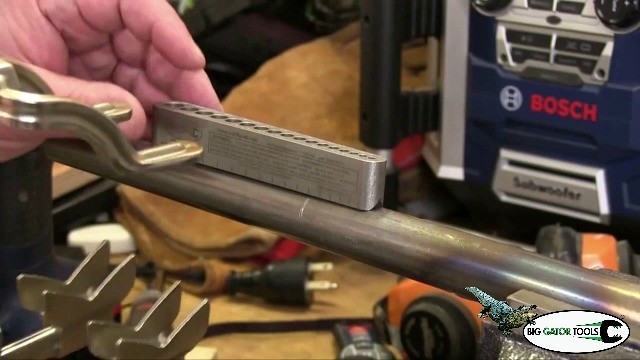 2 Hand Tapping Tap Guides - Precision Tool for Easy Threading & Alignment