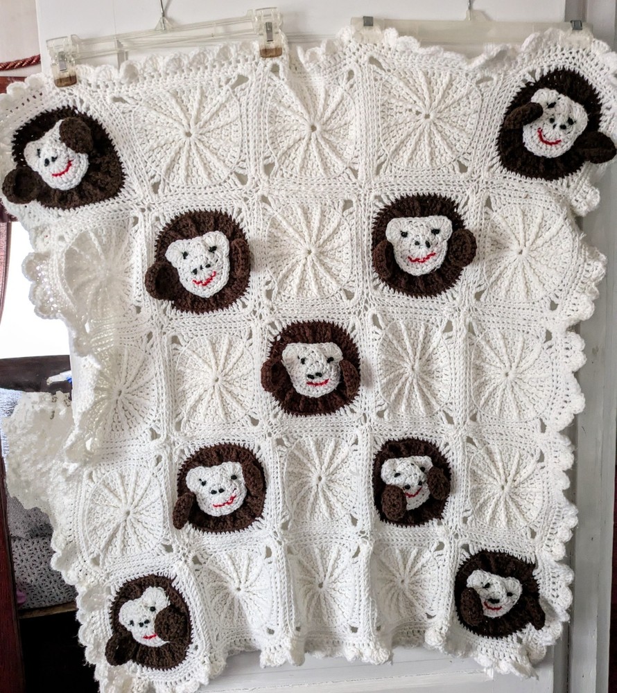 Handmade Crocheted 3D Monkey Kid's Chair Throw-Blankwt 41"x36" White/Brown
