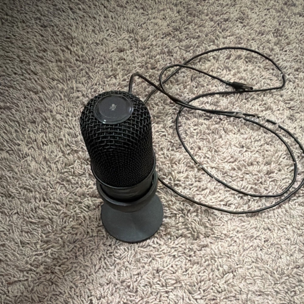 HyperX USB Freestanding Computer Microphone Black with Stand for PC and Laptop