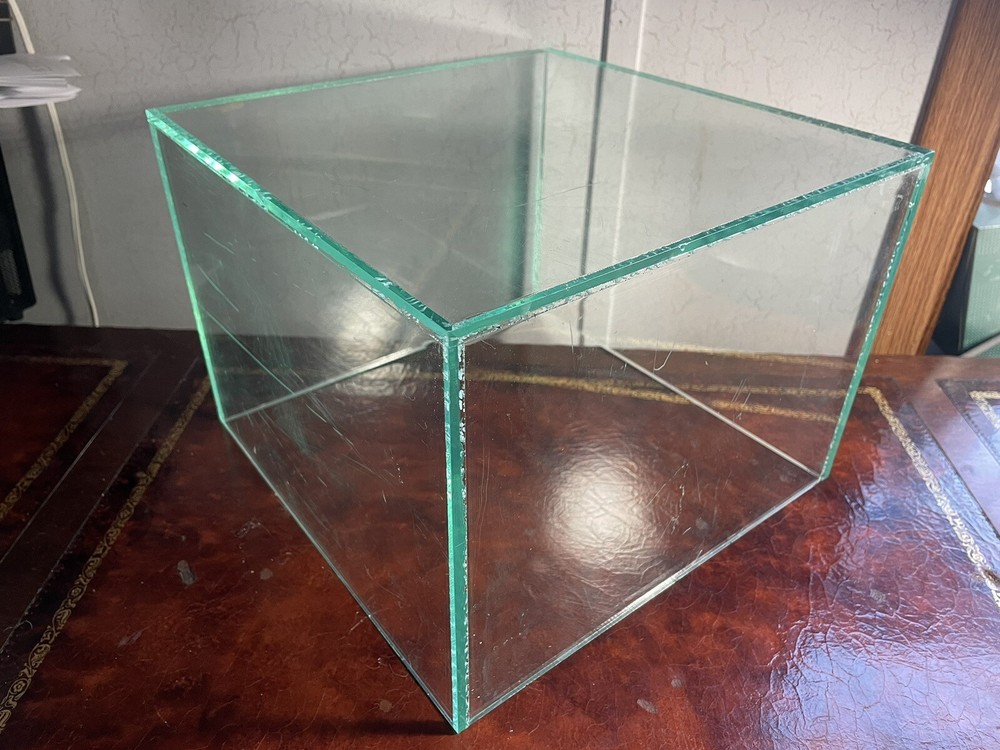 11"x11"x11" ACRYLIC RISER CUBE DISPLAY SHELF, STORAGE BOX 5 Sided, 1 Opened Side