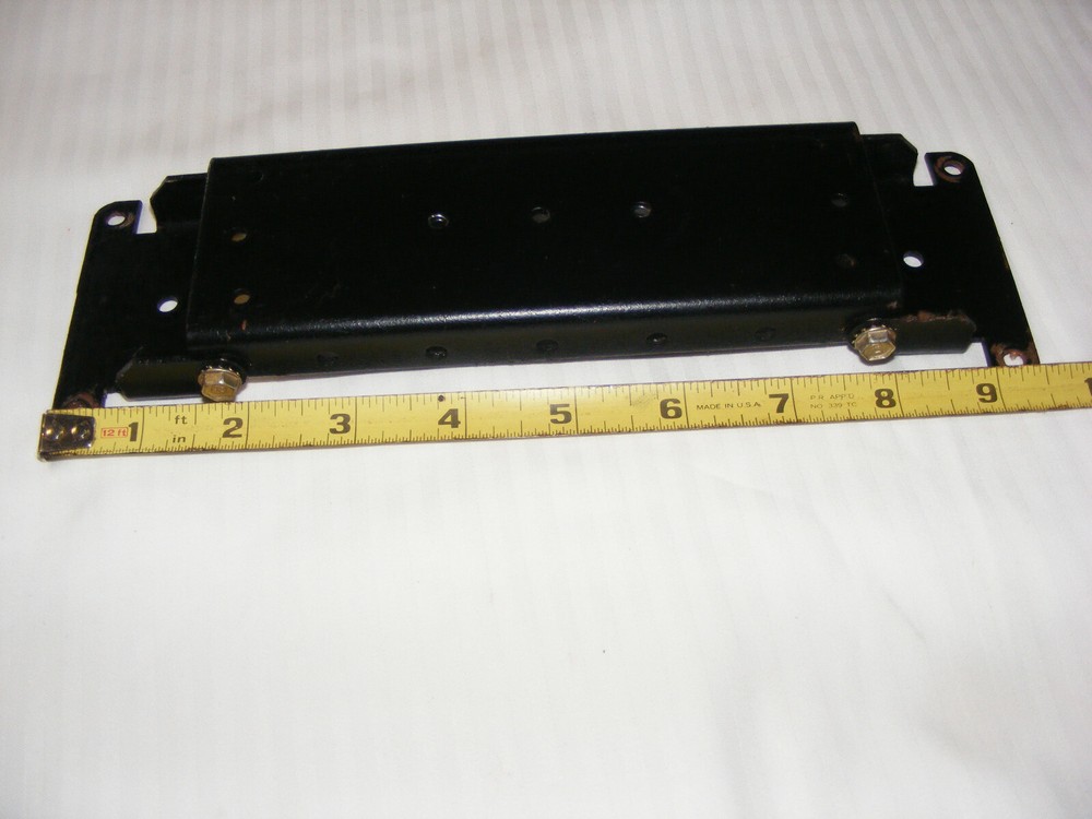COMMUNICATIONS EQUIP HEAVY STEEL MOUNT BRACKET FOR FLOOR HUMP MOUNTING