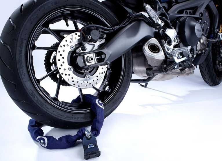 Squire Locks - Immense Chain and Padlock