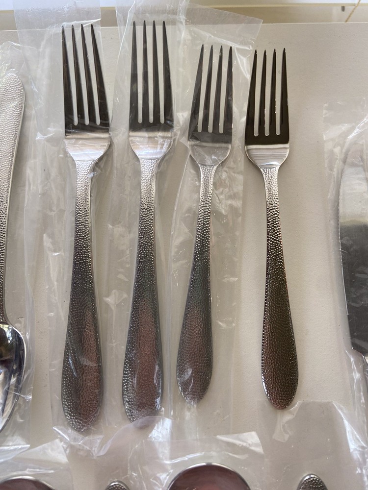 LENOX Garvey Haveson Hammered Flatware Service Set 20pc Place Setting NEW