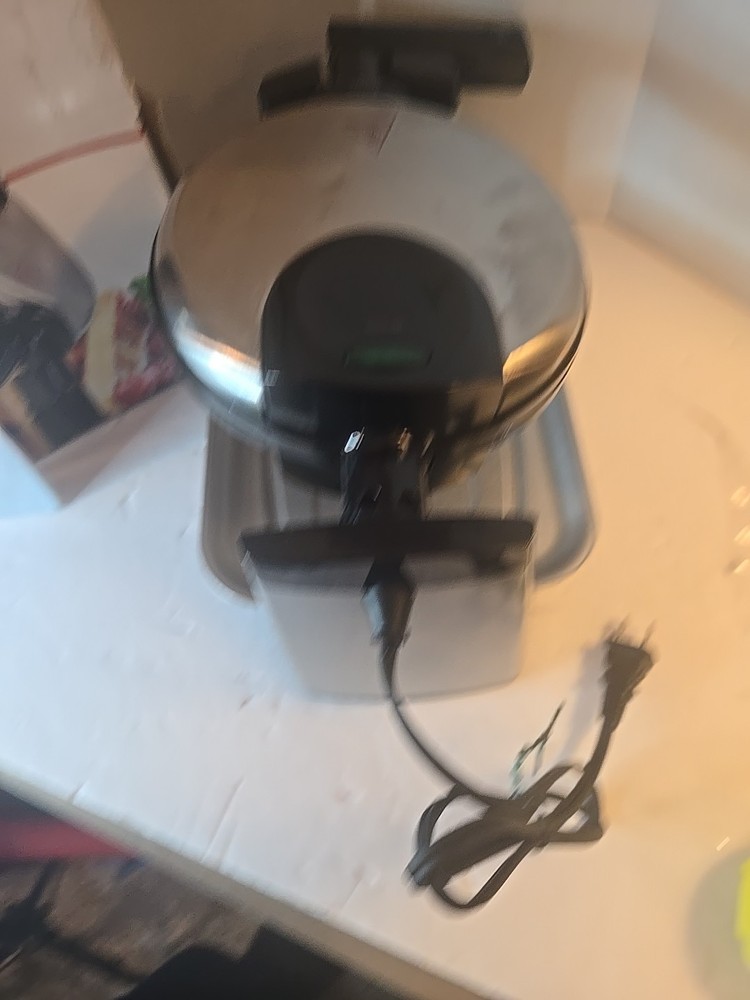 Ambiano Rotating Belgian Waffle Maker Titanium Ceramic Coating