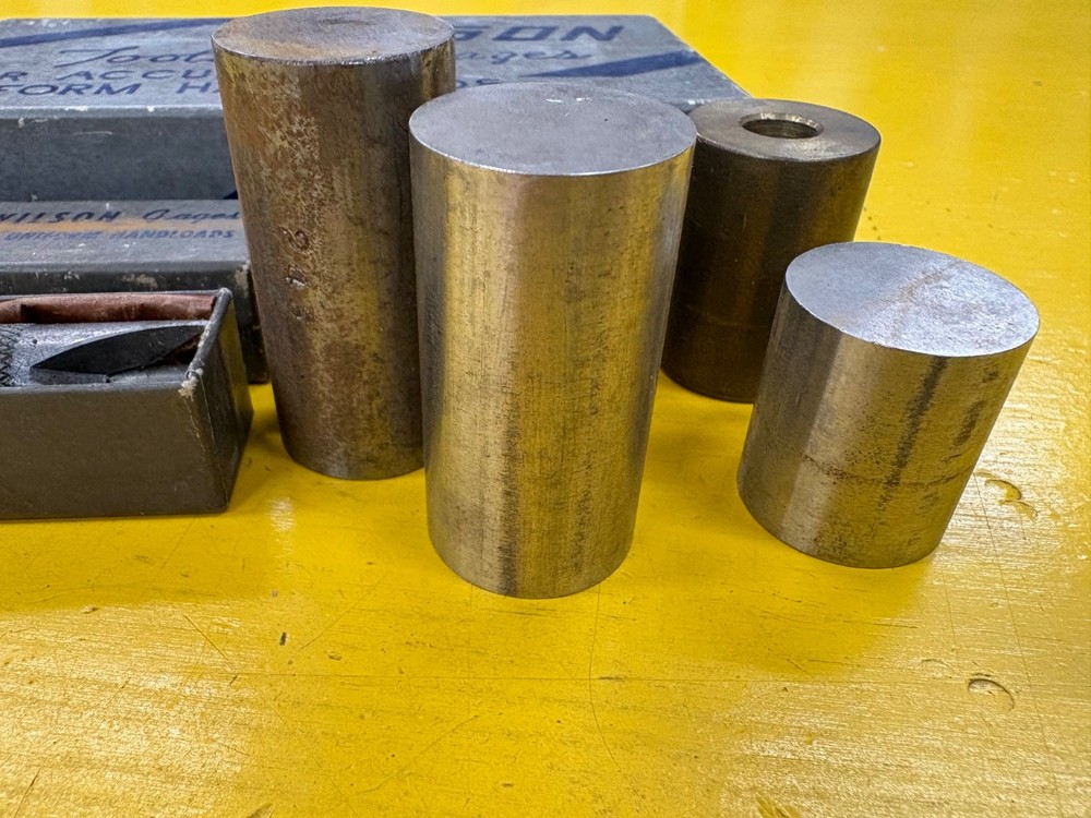 Display box Wilson Tools Gages Accurate Uniform Handload Ammo Vintage reloading