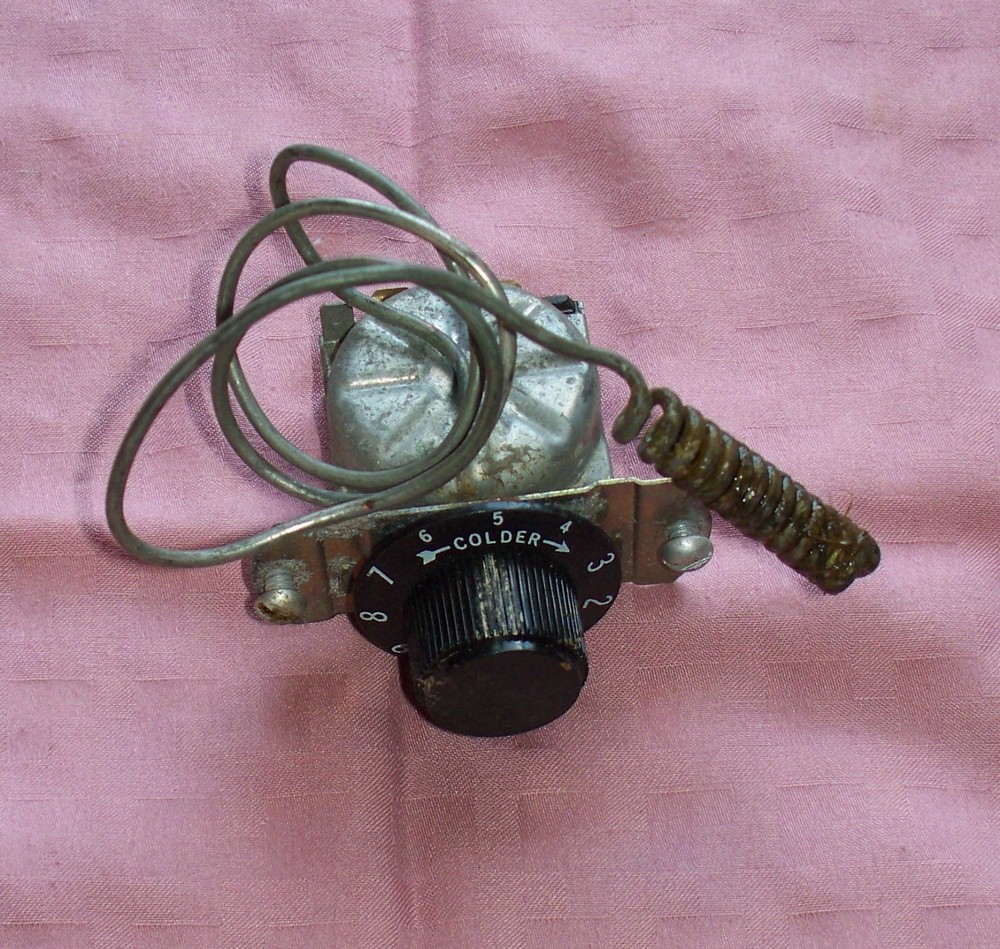 DIXIE NARCO & VENDO SODA VENDING MACHINECOMPRESSOR COLD CONTROL THERMOSTAT