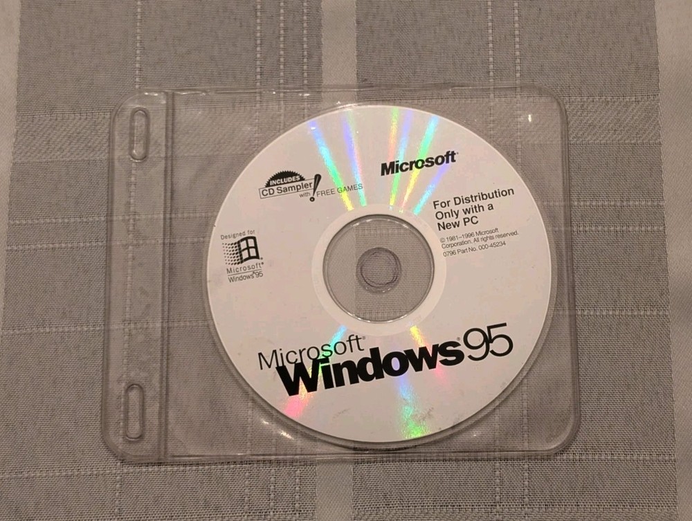 Microsoft Windows 95 for PC 000-45234 on CD