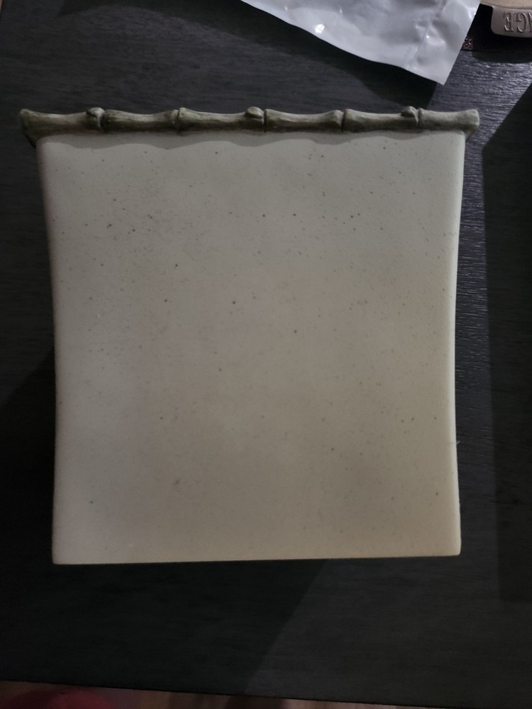 Kleenex Holder