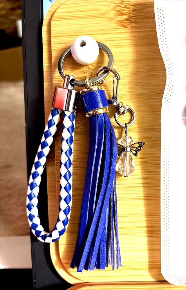 2 HAND MADE BEAD PENS & BEAD KEY CHAIN - & INK REFILL- blue
