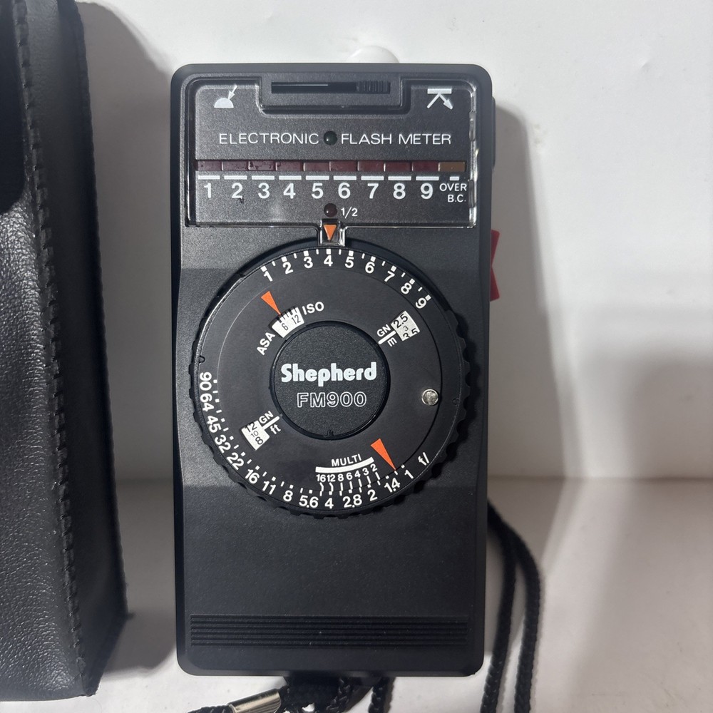 Shepherd FM900 flash meter with case and strap.
