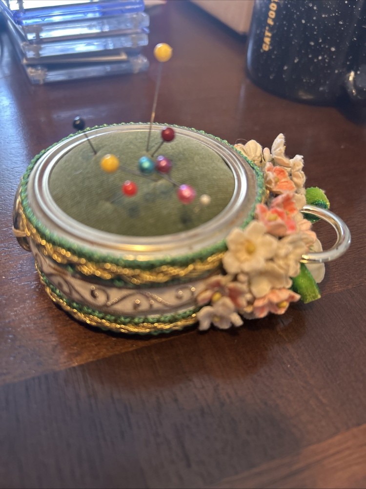 Vintage Decorative Lace  2 Sided Pin  Cushion