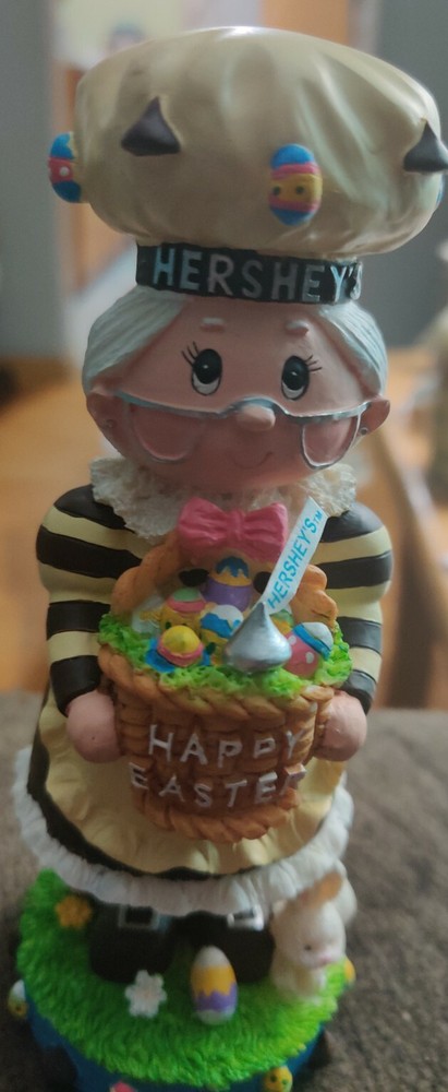 Hershey's Figurine Happy Easter 2001