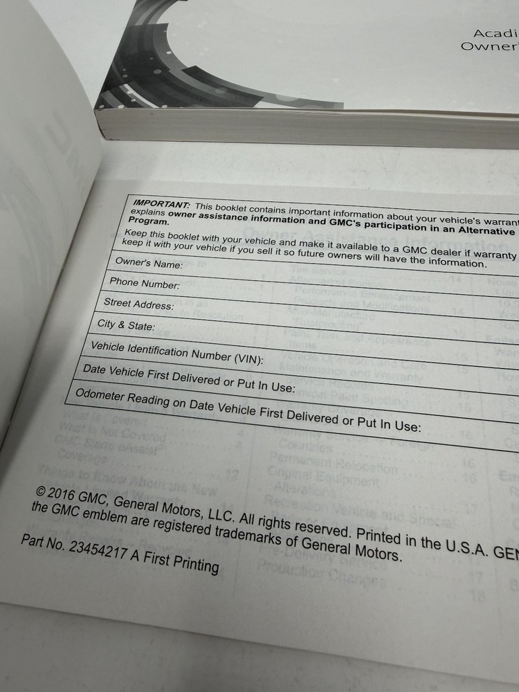 2017 GMC Acadia Owners Manual OEM Set