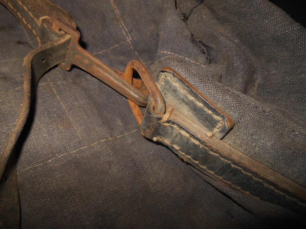 WW2 German Luftwaffe Rucksack - BLUE / GREY CANVAS COMBAT RUCKSACK - NICE!