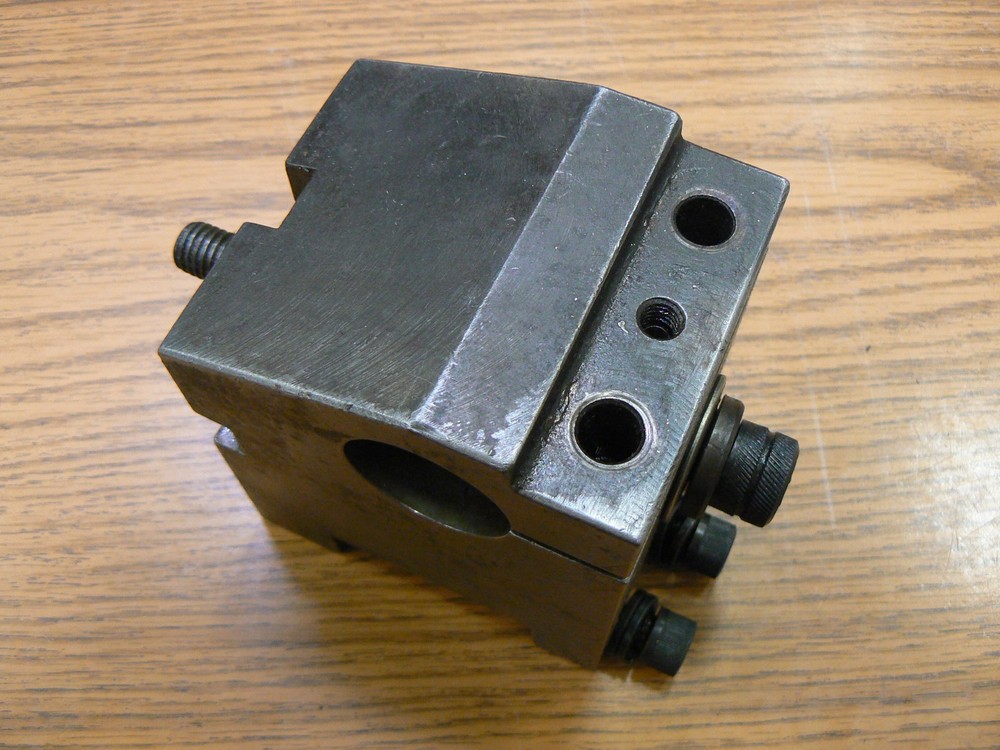 LATHE TOOL HOLDER