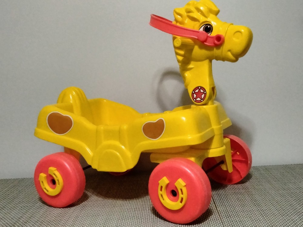 Rare Vintage Amloid Horsey Wagon