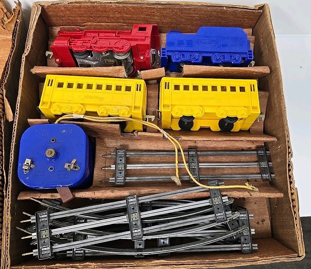 SCHILLING ELECTRIC 4 PIECE PLASTIC TRAIN SET BOXED AS IS UNTESTED READ
