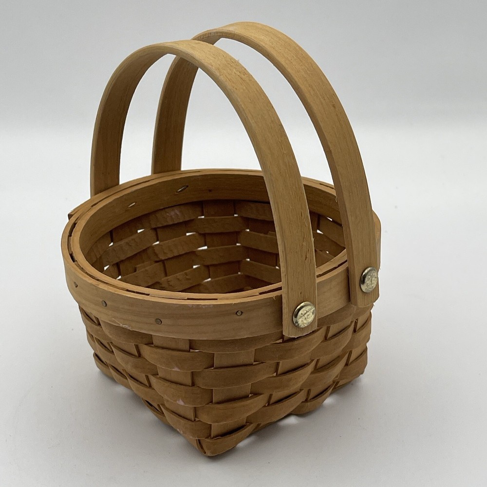 HandmadeCraft Basket 5” round top with 2 handles