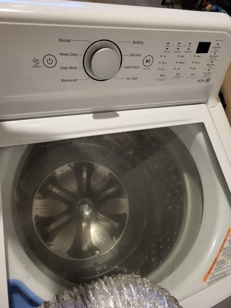 LG washer dryer set used pre owned