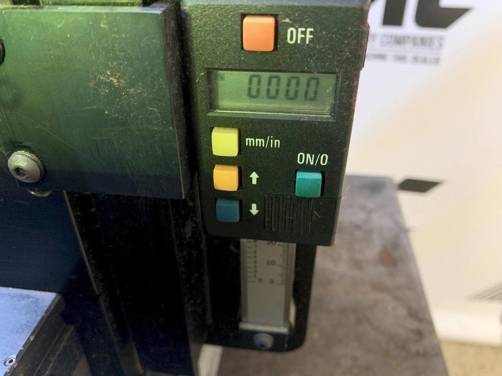 14" STARRETT Model HE350 Bench Top Optical Comparator, S/N 40508.