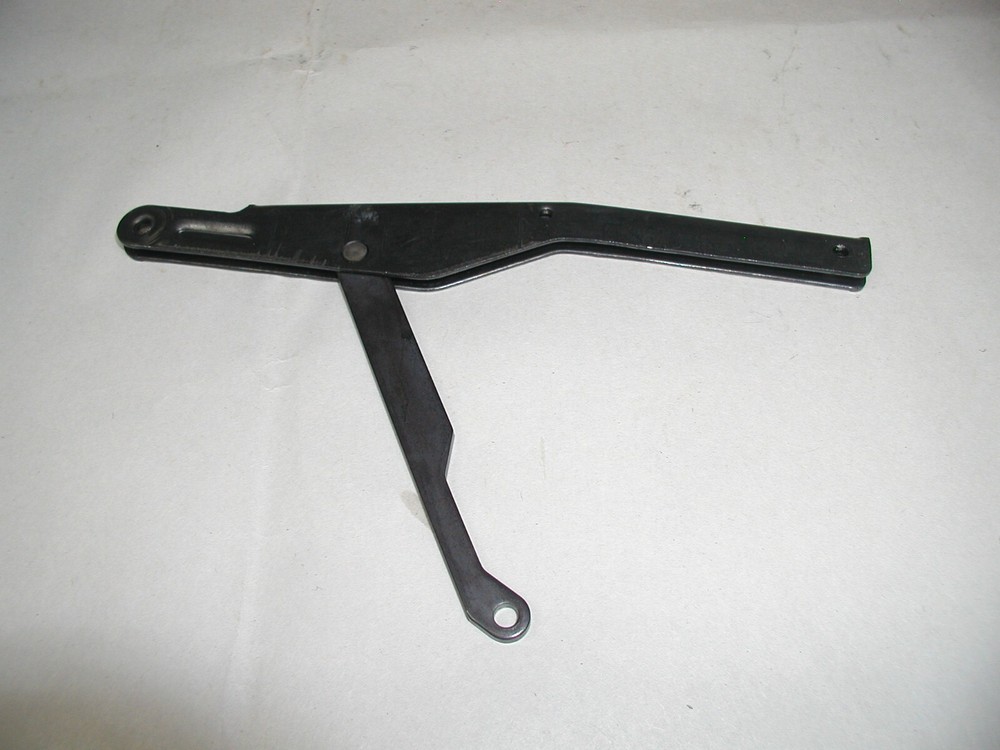 Crosman 66 - Lever Link Assembly