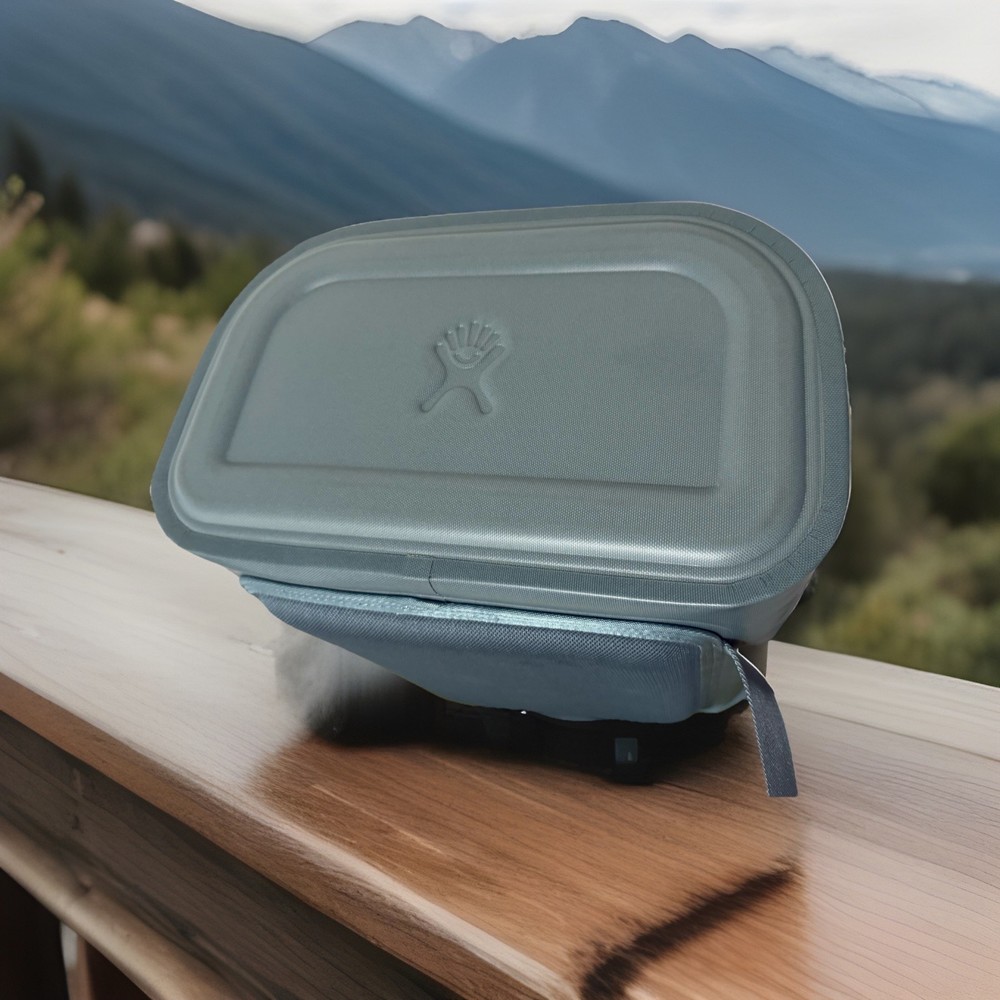 Hydro Flask 🌟 New 20 L Day Escape Soft Cooler Pack, Backpack ~Talus Blue