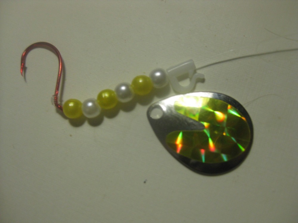 Walleye 1 Hook Spinner Rigs ( Chartreuse) Holographic)