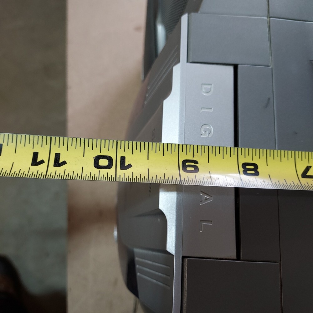 Emerson Compact Disc Player 16 track Model MS7628 - Check Description